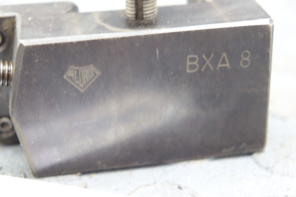 ALORIS BXA-8 QUICK CHANGE TOOL HOLDER THREADING HOLDER LOC7644