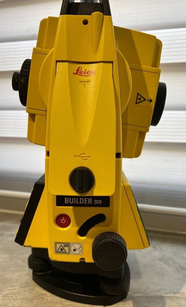 Leica Builder 309 9" Construction Total Station