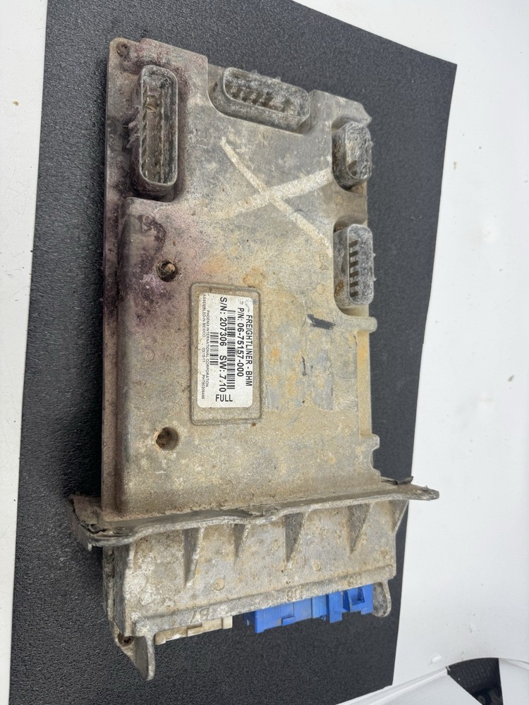 Freightliner BHM Bulkhead Module 06-75157-000