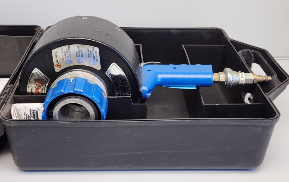 Astoria 2000 Flexx Boot FB-5000 Rapid Flexx Gun Pneumatic CV Boot Installer Used