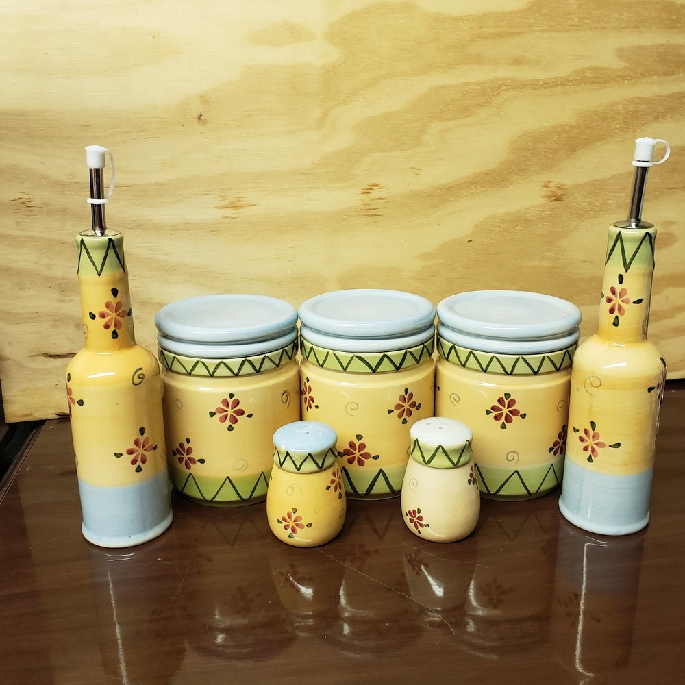 Alco Industries 7 Piece Handpainted Accessory Set - Read Description
