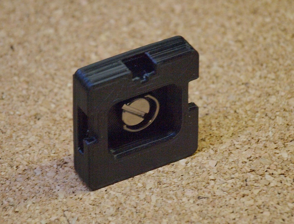 Quick release plate for tripod, Vanguard QS-01 replacement