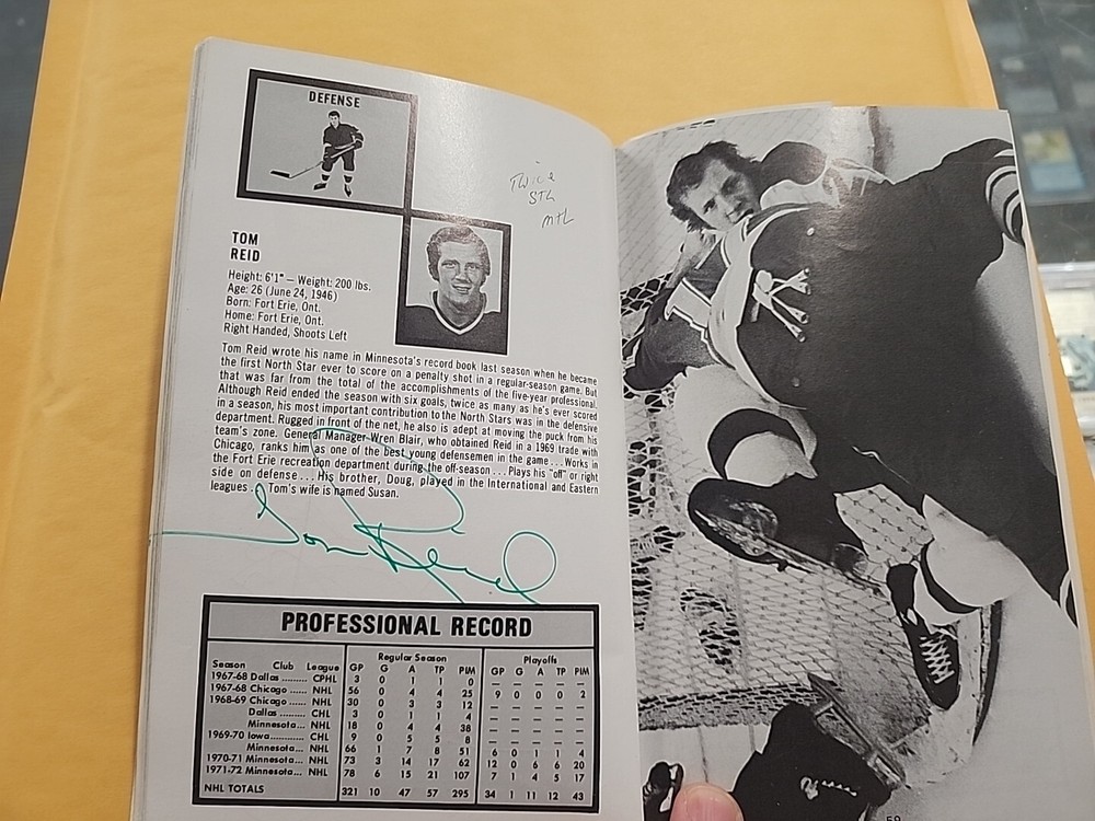 1972-73 Minnesota North Stars Program With Auto's Autographs