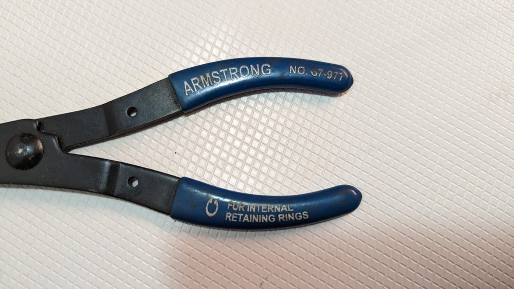 Armstrong Internal Retaining Ring Pliers 67-977 Tool Snap Blue Rubber Handle