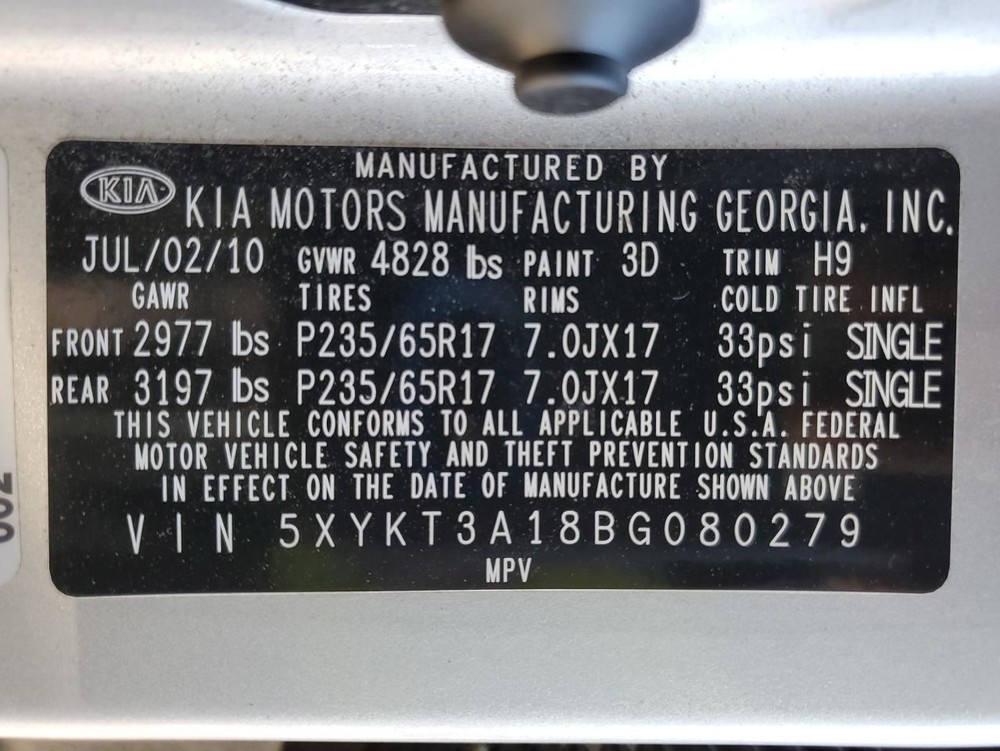 SORENTO 2011 Glove Box 4900166