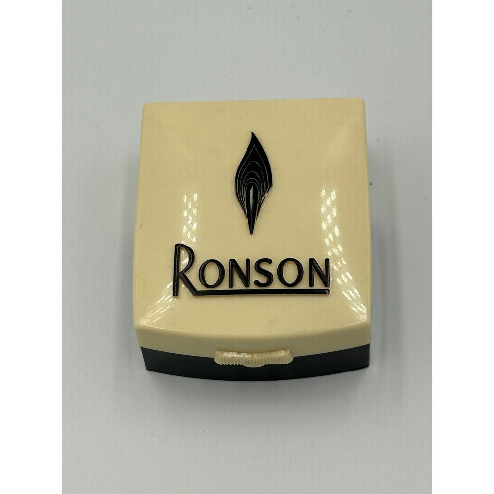 Vintage Ronson Standard Silver Tone Lighter Engraved Heraldic Crest with Case