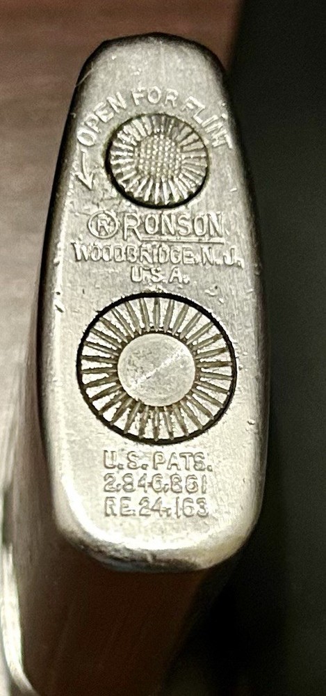 VINTAGE Ronson Gas Varaflame Windlite Lighter