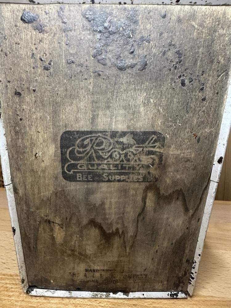 Vintage Root Quality Bee Hive Smoker