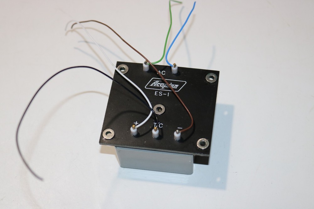 Acopian Power Supply Model D12-03 AC to DC