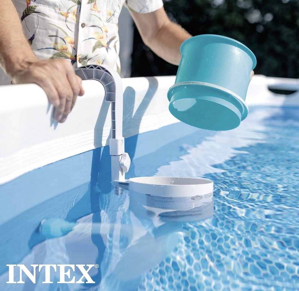 Intex Deluxe Wall Mount Surface Skimmer