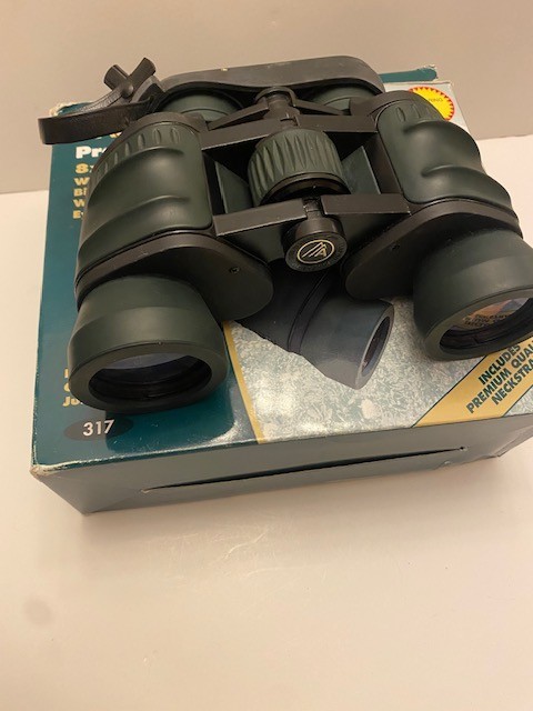 Alpen Pro Wide Angle Binocular8x42