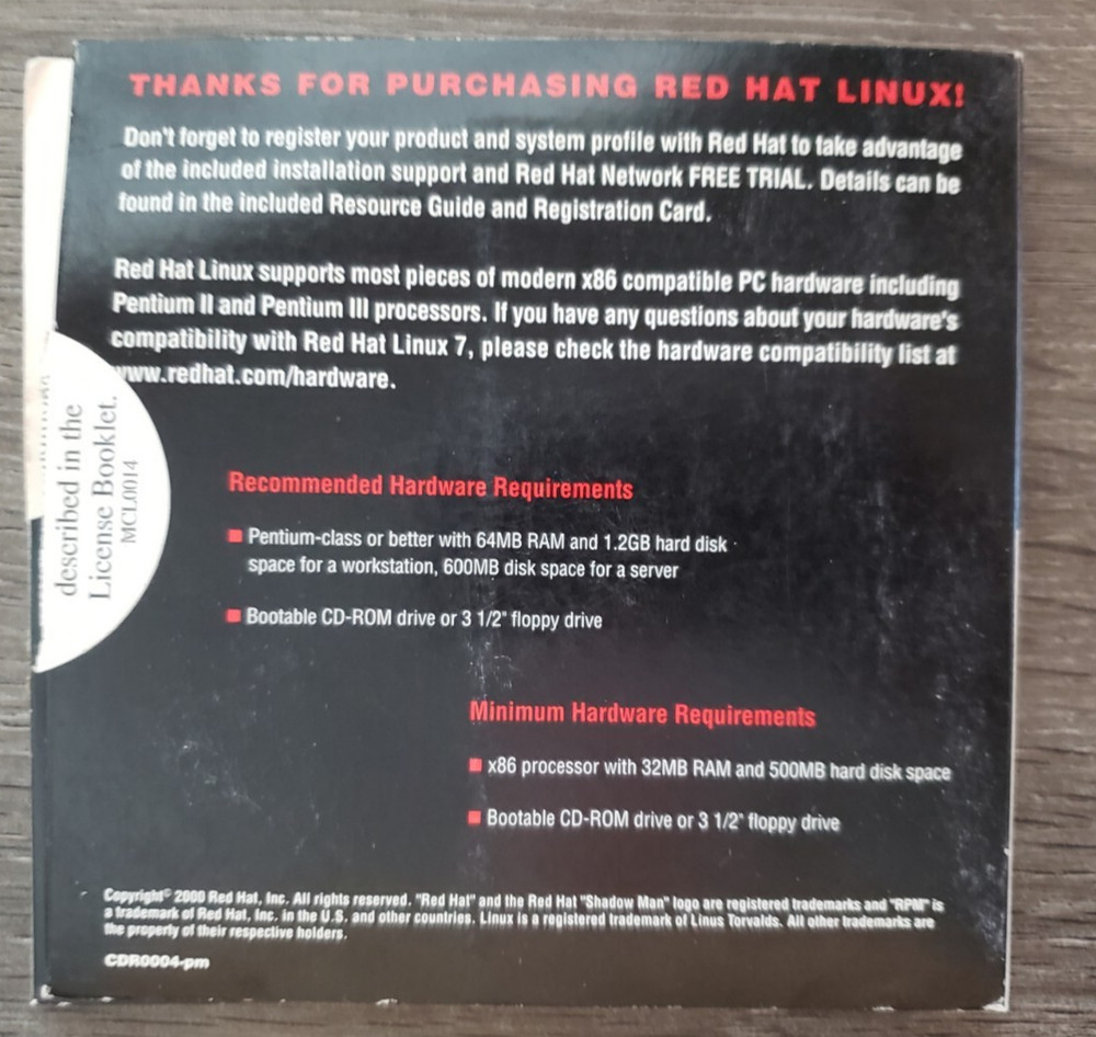 Vintage REDHAT - Linux 7 Operating System (2000) CD Installation