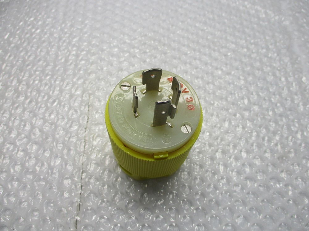 HUBBELL 23IA TWIST LOCK PLUG NSNP