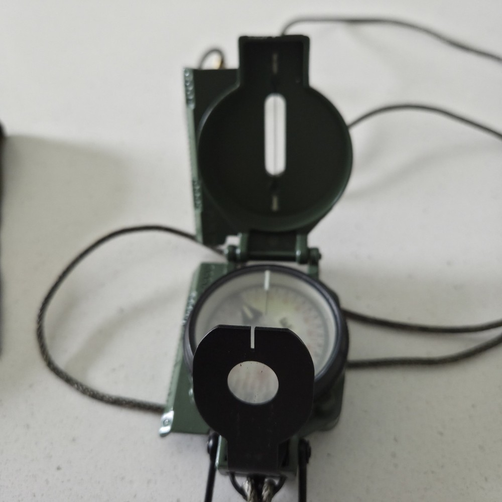 Stocker & Yale Compass With Pouch