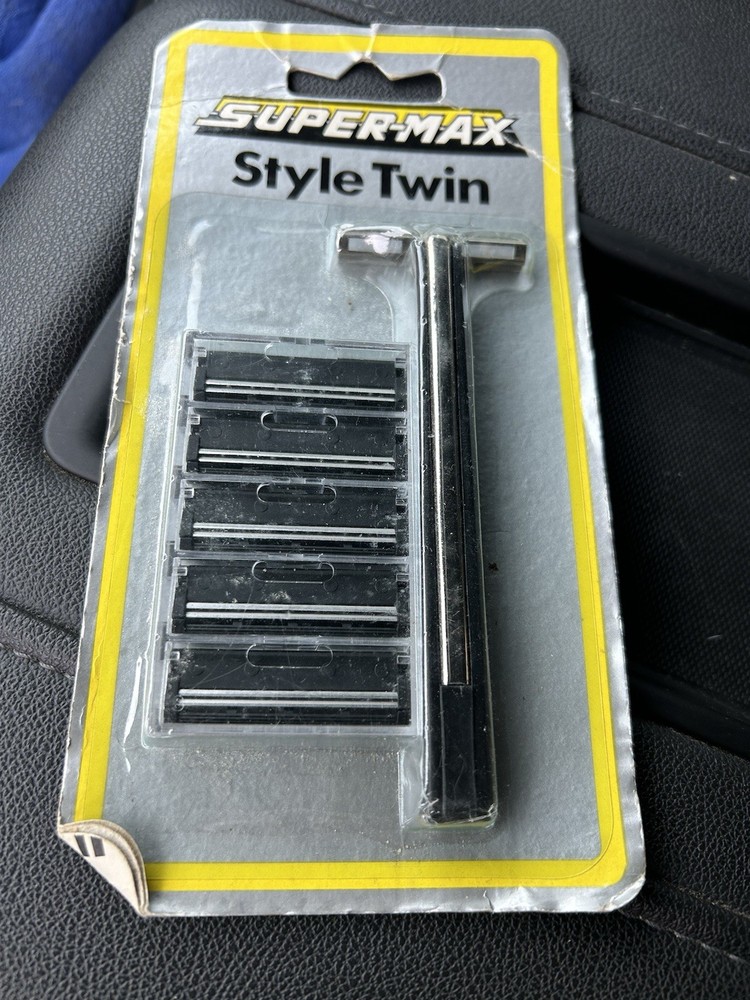 Supermax 5 Twin Blade Disposable Razor