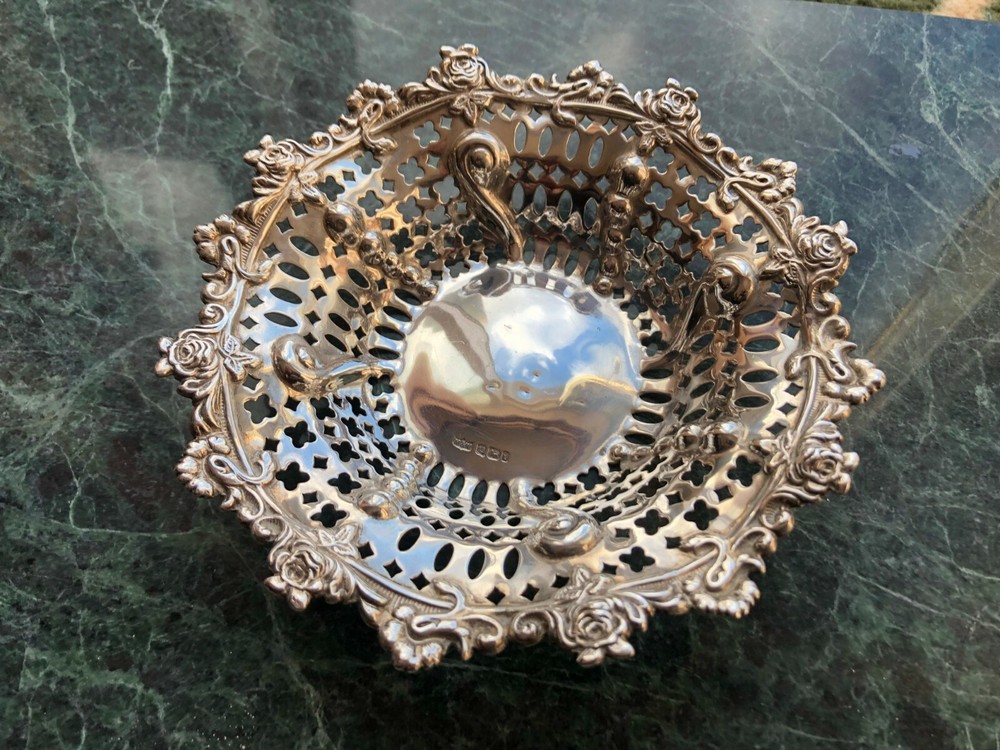 Anque Solid Sterling Silver Victorian Dish Sheffield 1901 15.5cm diameter