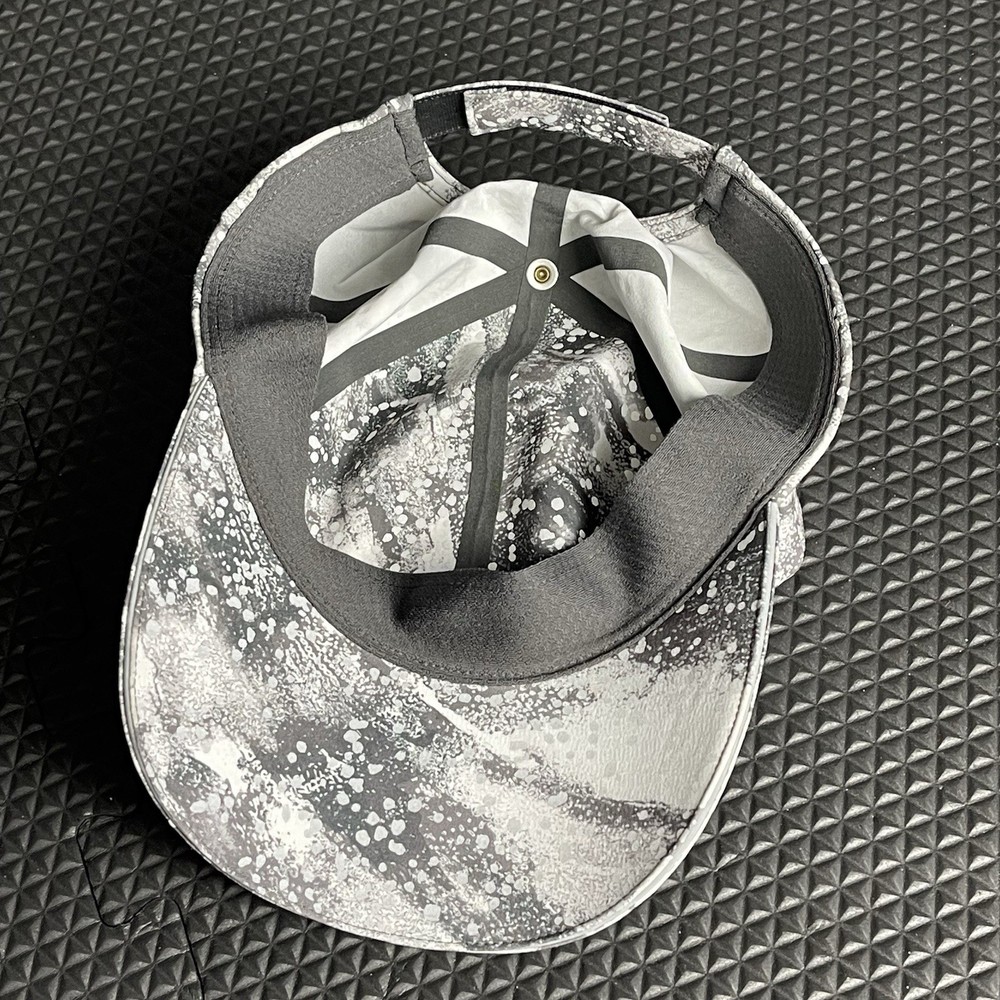 Lululemon Fast Free Run Hat Camo Rhino Grey Hook Loop Closure Reflective