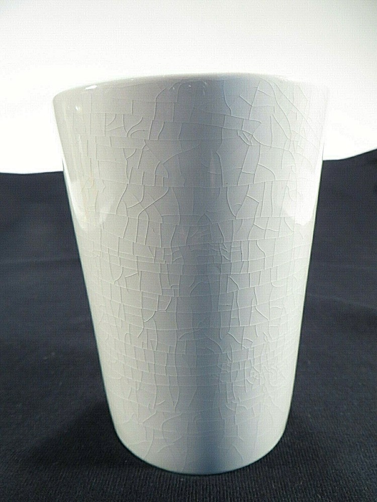 British Herald Drinking Cup No Handle Illustrations by Thomas Robson England