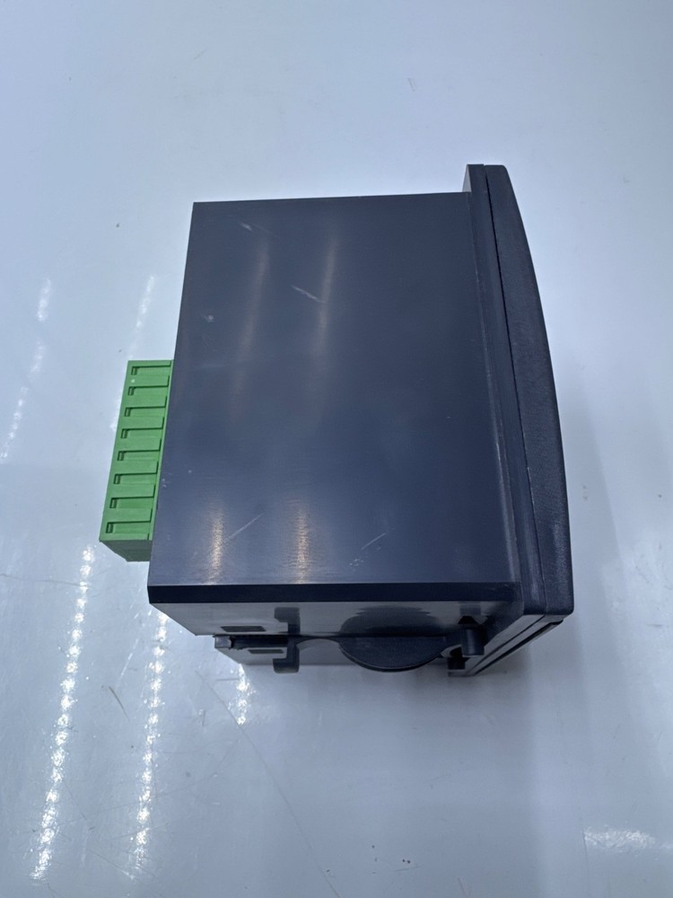 ER-NA EM-09 Digital Multimeter