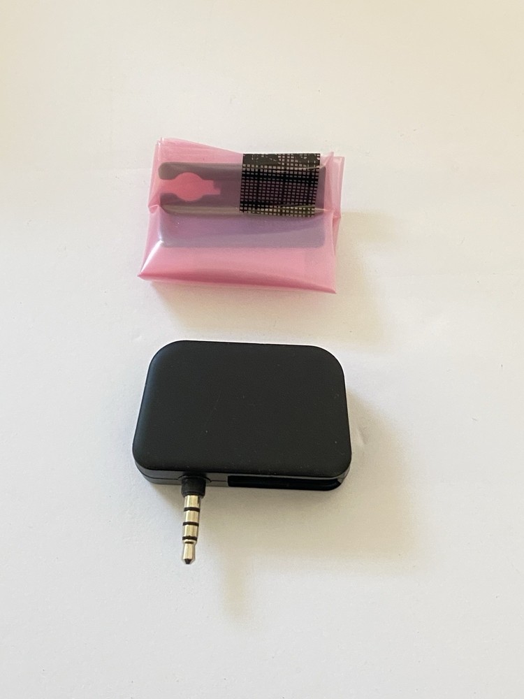 ID TECH UniMag II Secure Mobile MagStripe Reader ID-80110008-001