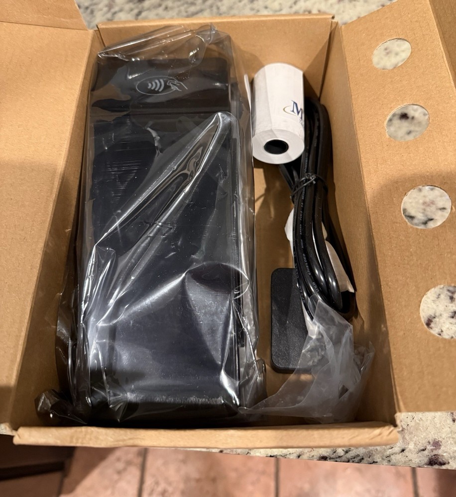 Castle Technology Saturn1000 Android Wireless POS Terminal System New In Box