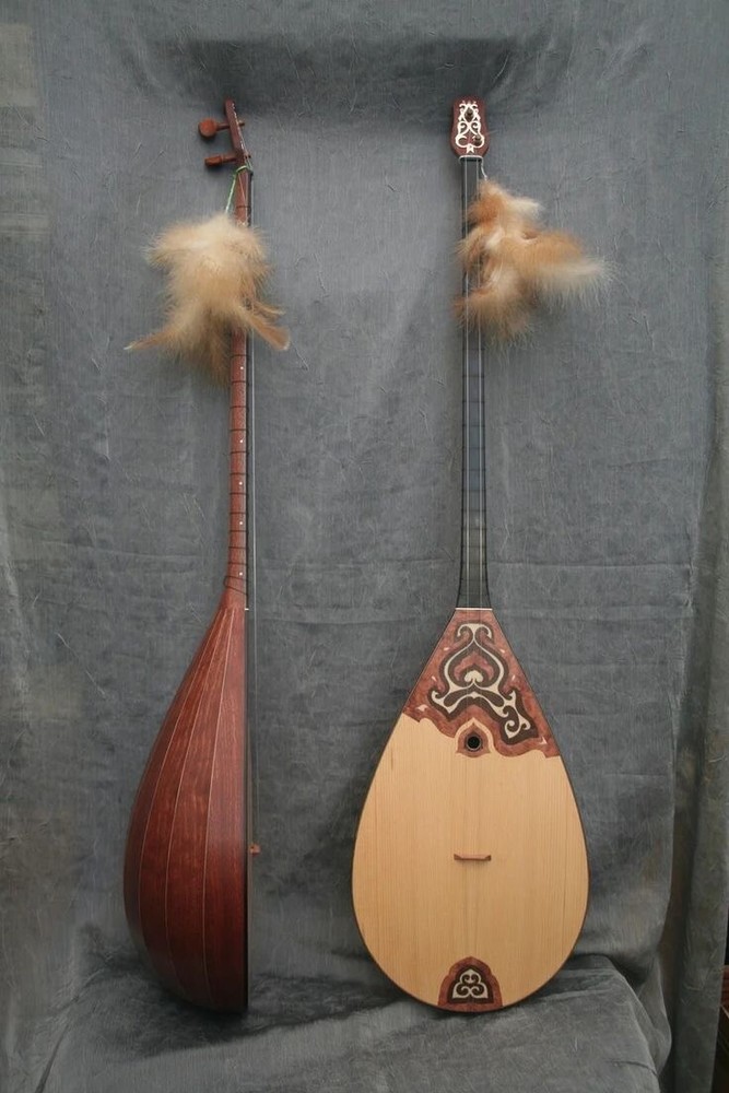Kazakh dombyra