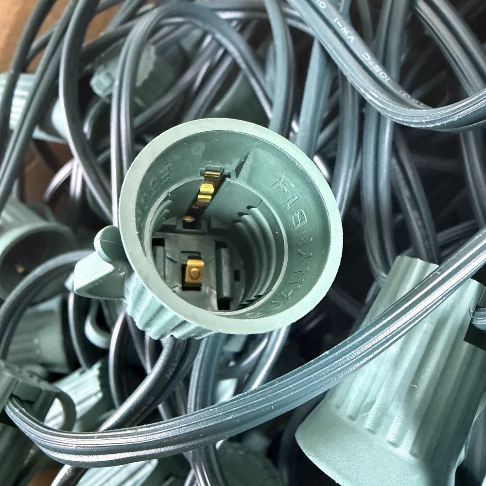 C9 Light Strand, 100 FT Outdoor String Lights Christmas Stringer with 100 Socket