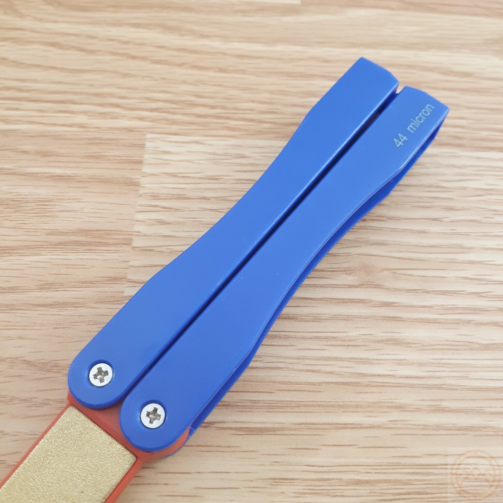 Fallkniven 2 Sided Sharpener One Coarse Diamond Side And One Fine Diamond Side
