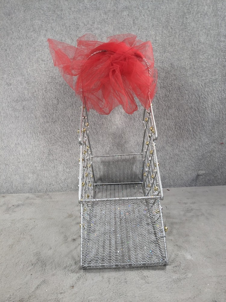 Metal Christmas Tree Basket Beaded Silver Design