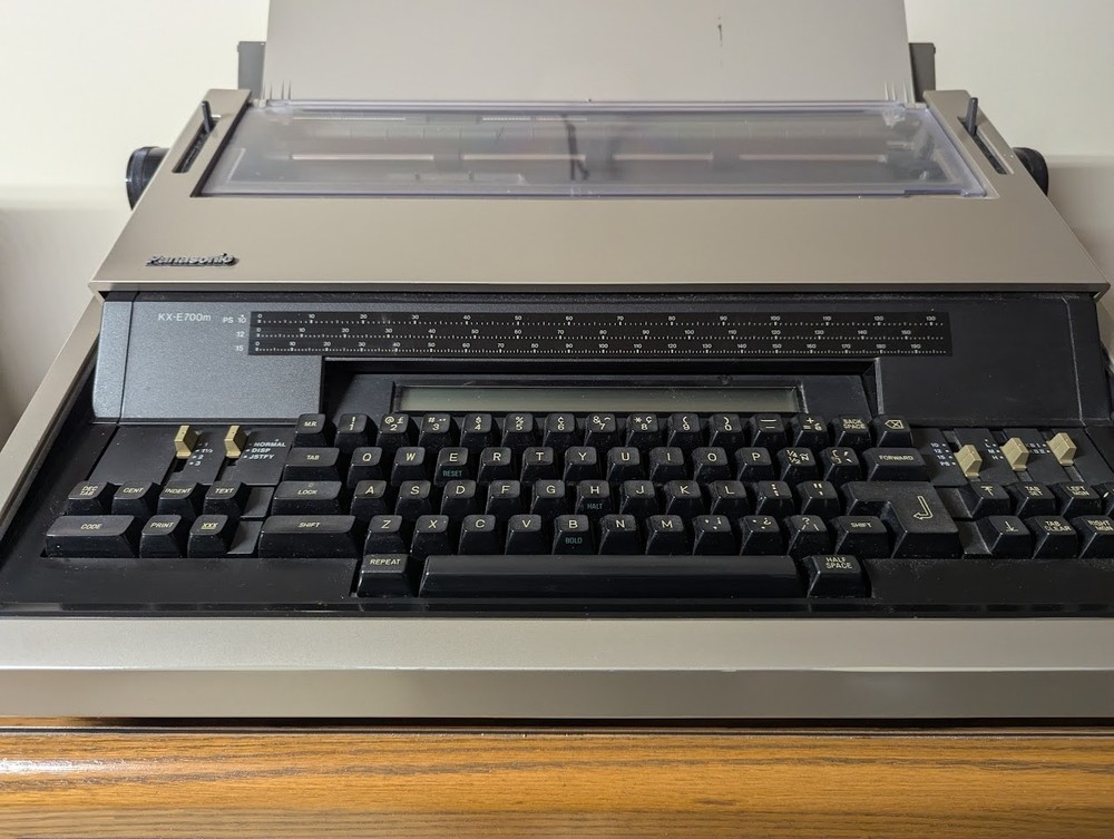 Panasonic KX-E700M Electric Typewriter Word Processor, Serviced Working Perfect