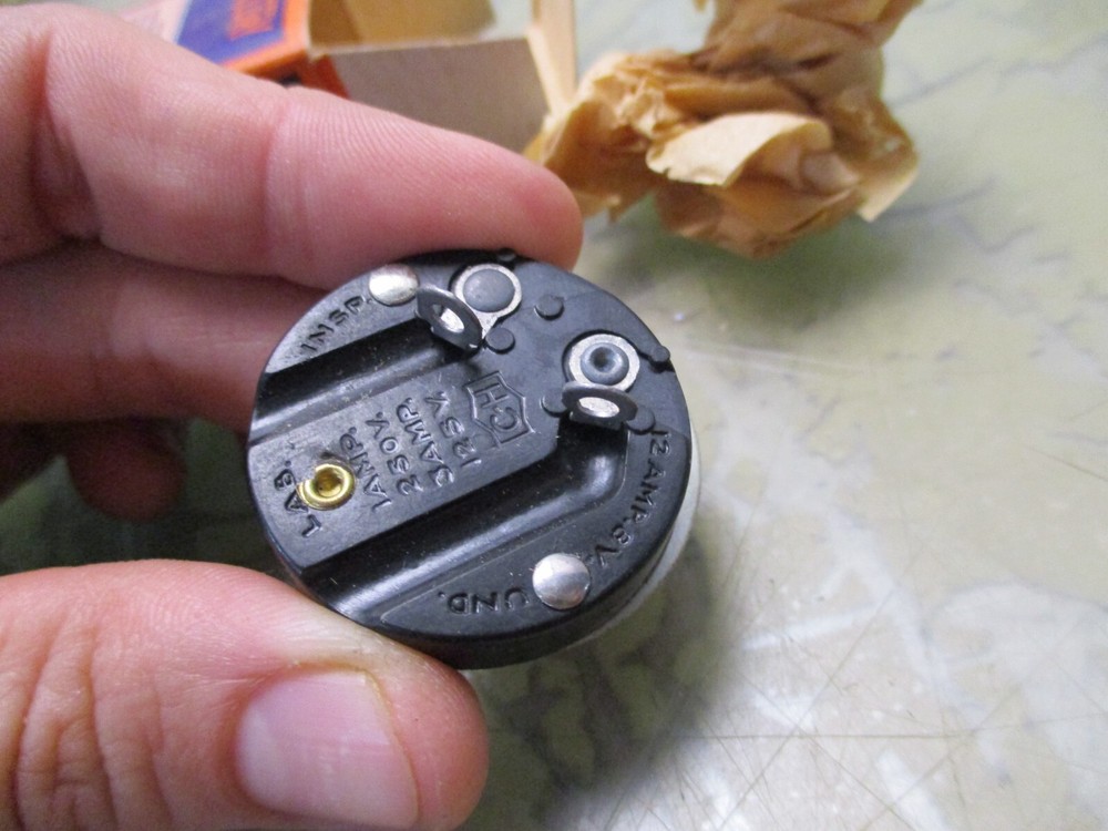 Vintage Mallory 6-9 AC Switch [5*B-16.3]