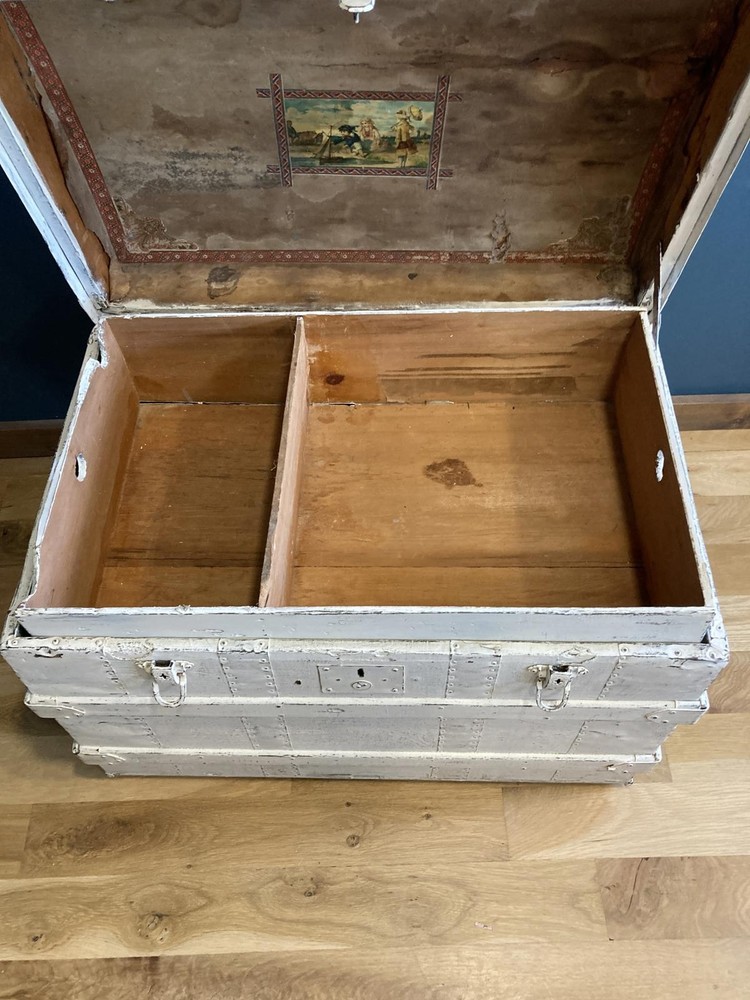 Antique White Distressed Wooden Steamer Trunk