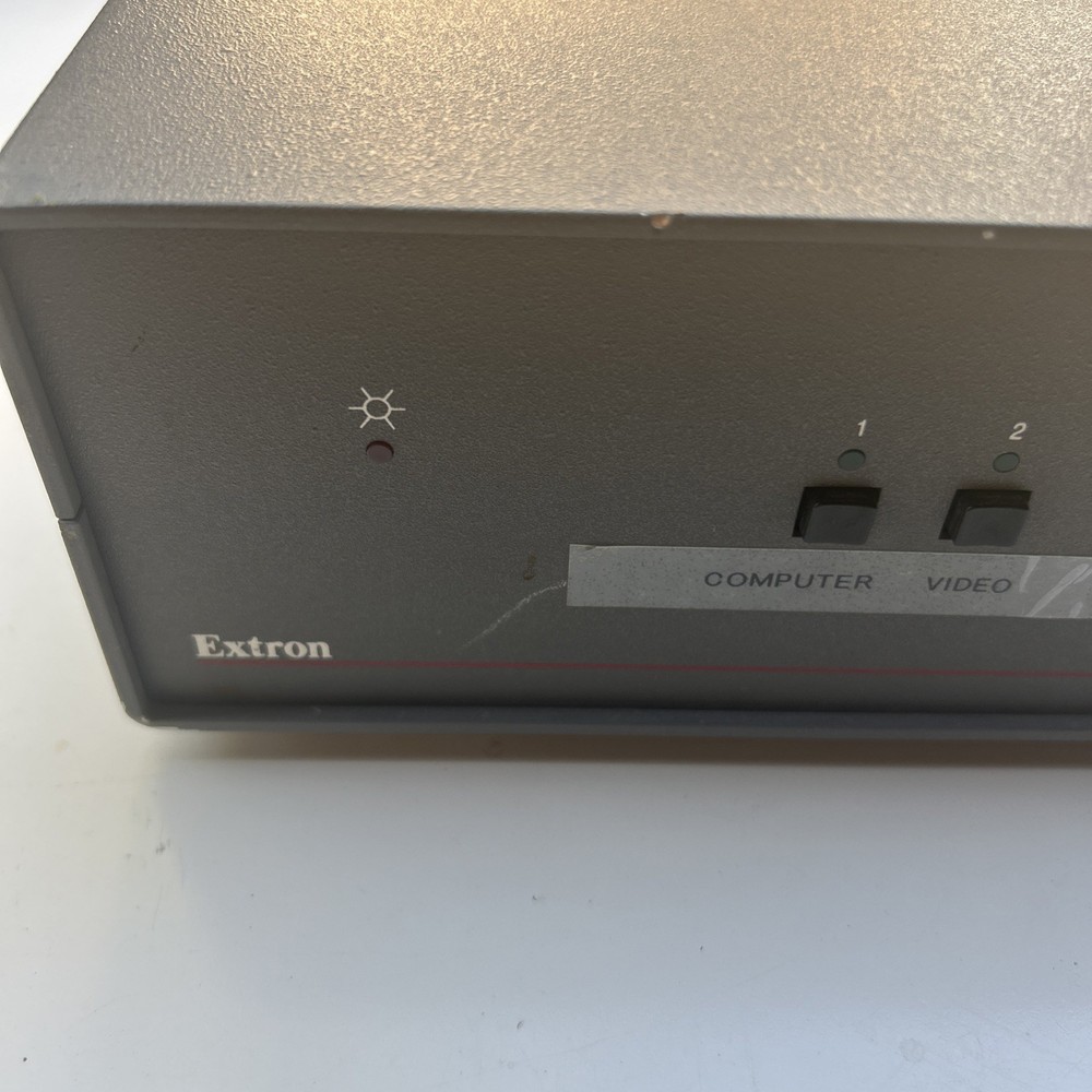 Extron SW2 AR Bidirectional Switcher