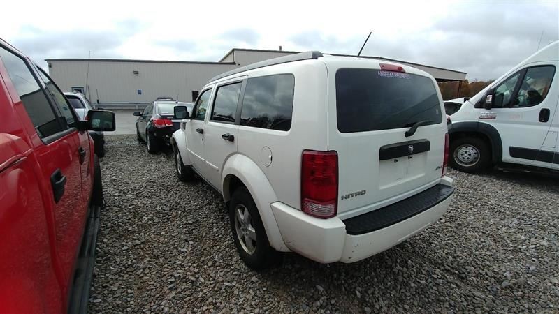 Driver Sun Visor With Illumination Fits 07-10 NITRO 78432