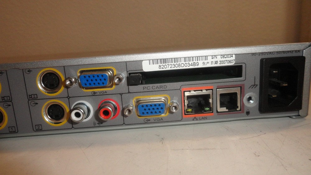 POLYCOM VSX 7000e 2201-22230-201 VIDEO CONFERENCING UNIT