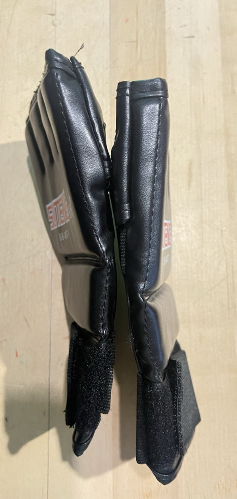 Kickboxing Boxing MMA Training Gear - Punch Mitt/Pad PU Leather Half Mitts NICE!