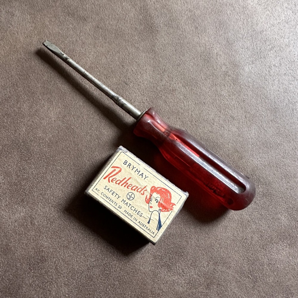 VINTAGE TURNER T-154 FLAT HEAD AUSTRALIA INTERCHANGEABLE SCREWDRIVER HANDLE