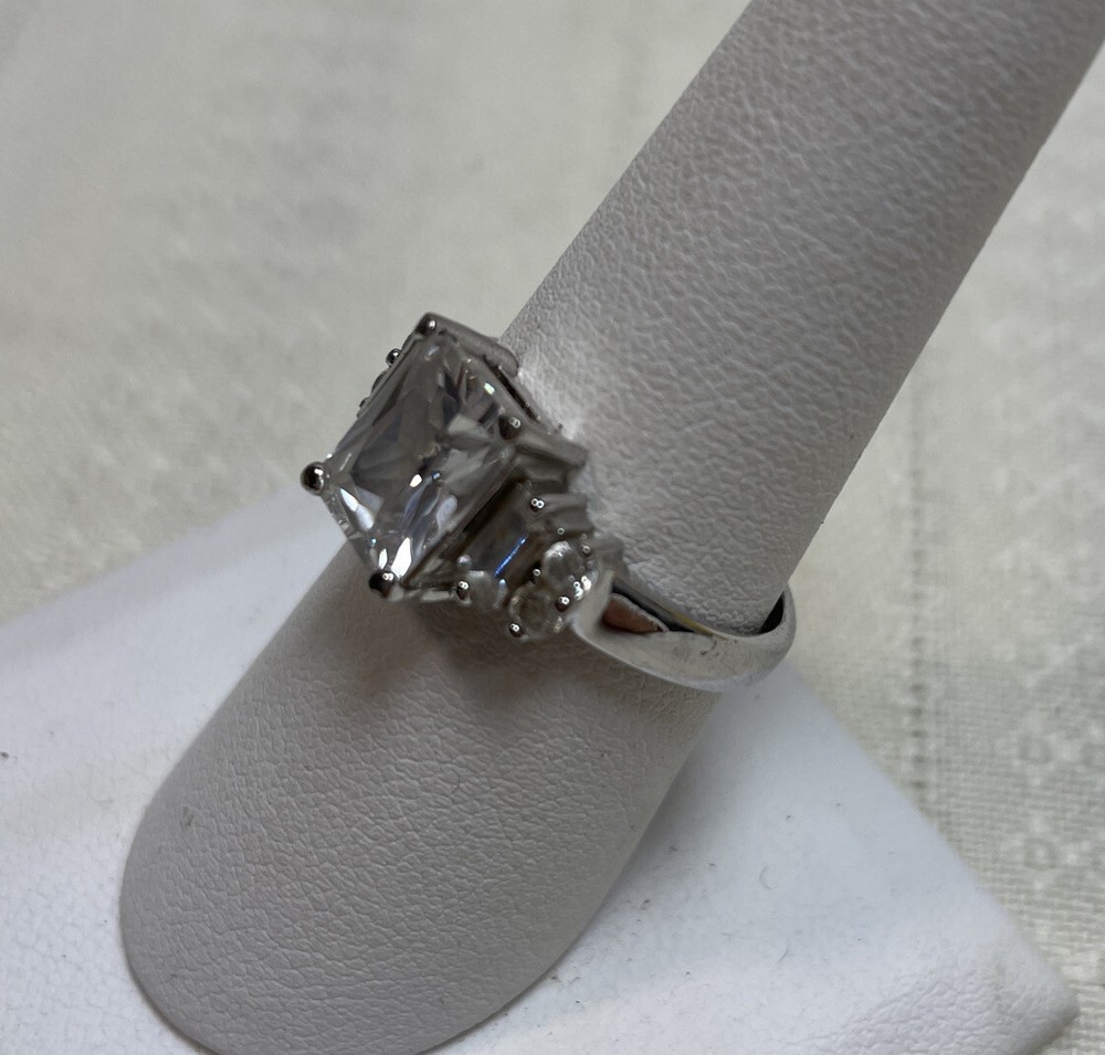 Sterling Silver 925 CZ Engagement Statement Ring Emerald Cut CZ Size 8.25