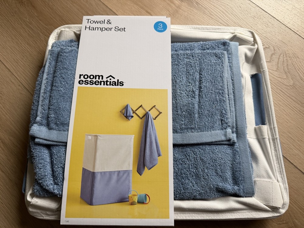 room essentials Towel & Hamper Set 3pc Blue