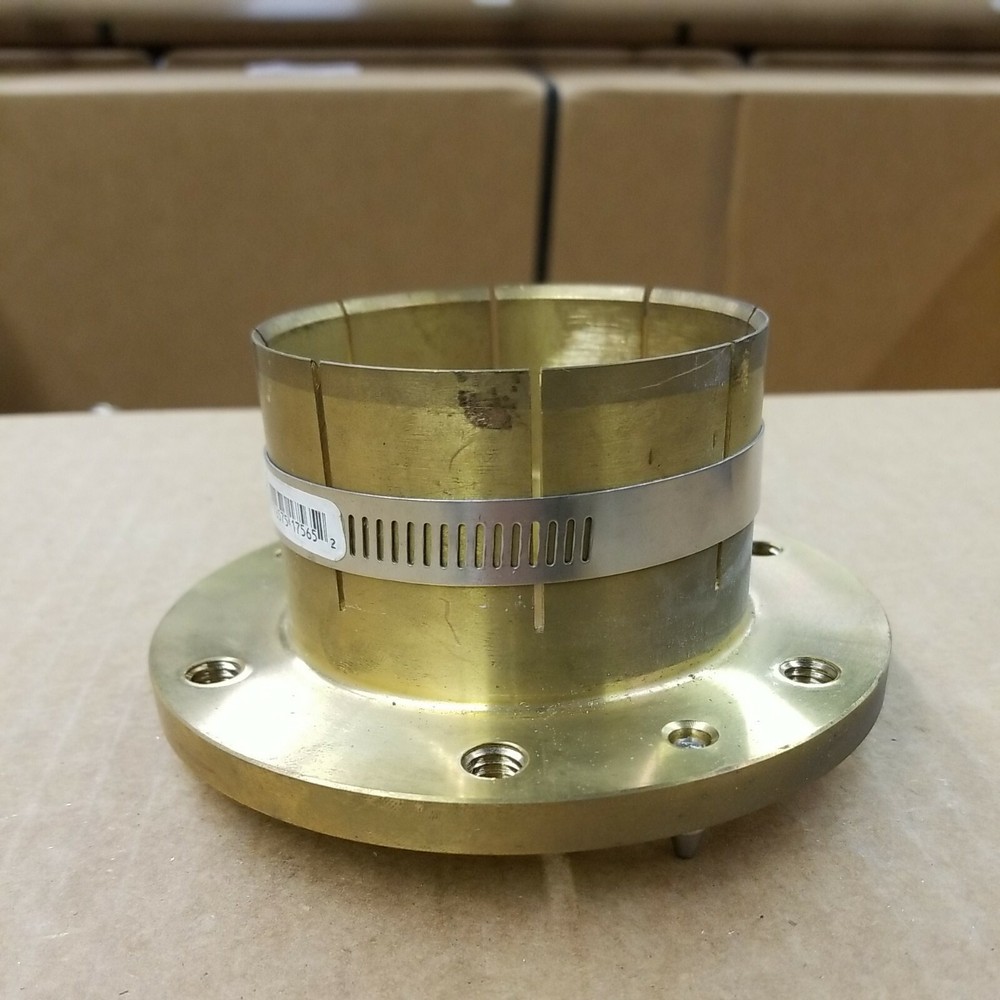 3-1/8" "EIA" flange with clamp