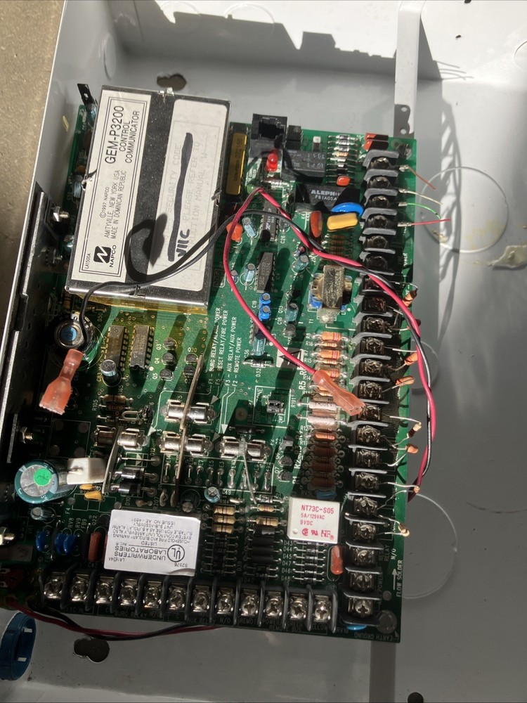 Napco Gemini GEM-P3200 Hybrid Control Security Communicator Alarm Panel