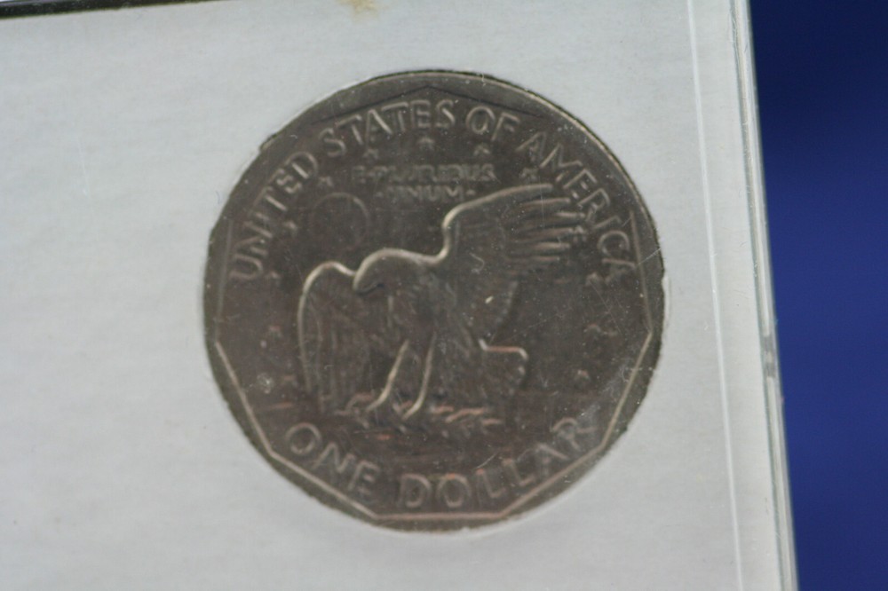 1979 P Susan B Anthony Dollar in Plastic Case