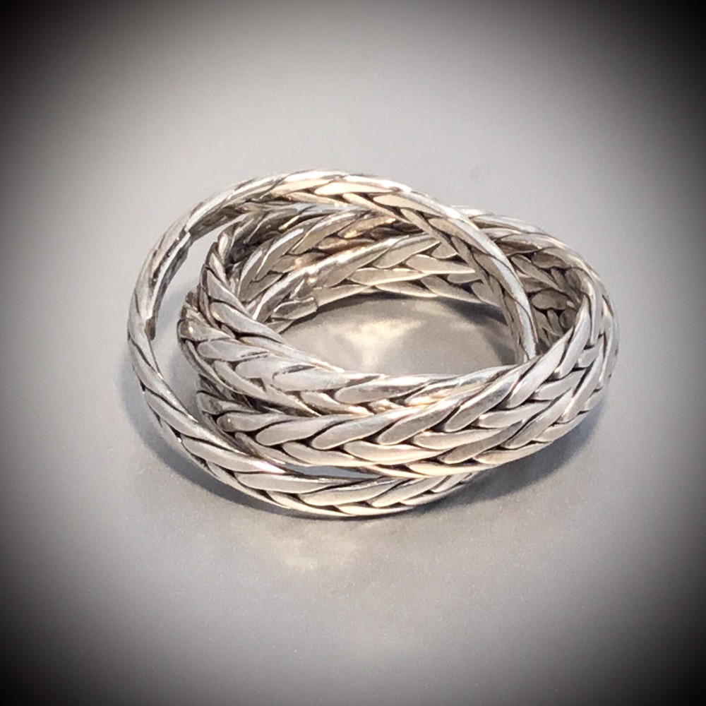 SAMUEL B STERLING SILVER BRAIDED DESIGN STACKED UP RING SIZE 7