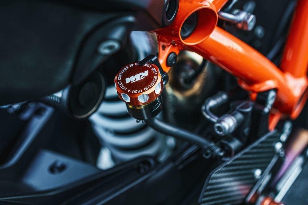 KTM REAR MASTER CYLINDER CAP 61313962000