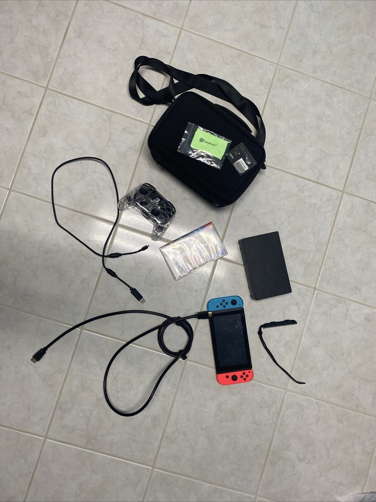 Nintendo Switch And Controller With Game