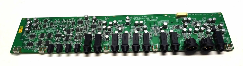 Roland Fantom-8 Output Jack Board