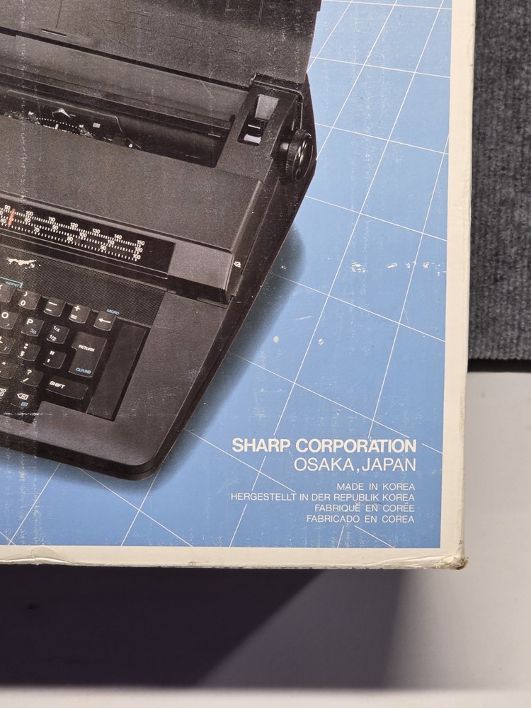 Sharp PA-3100E Portable Electronic Intelliwriter Typewriter w/ Box And Extras