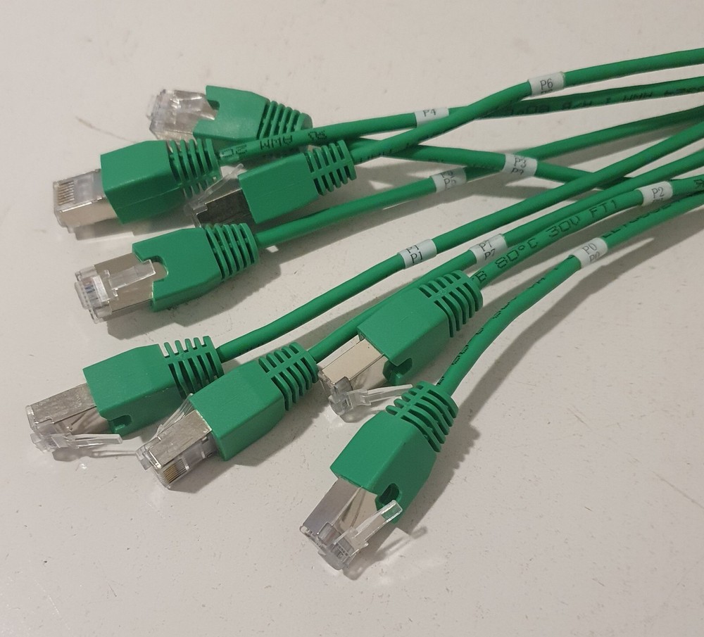 Genuine Cisco Async Octopus Cable 72-101029-01