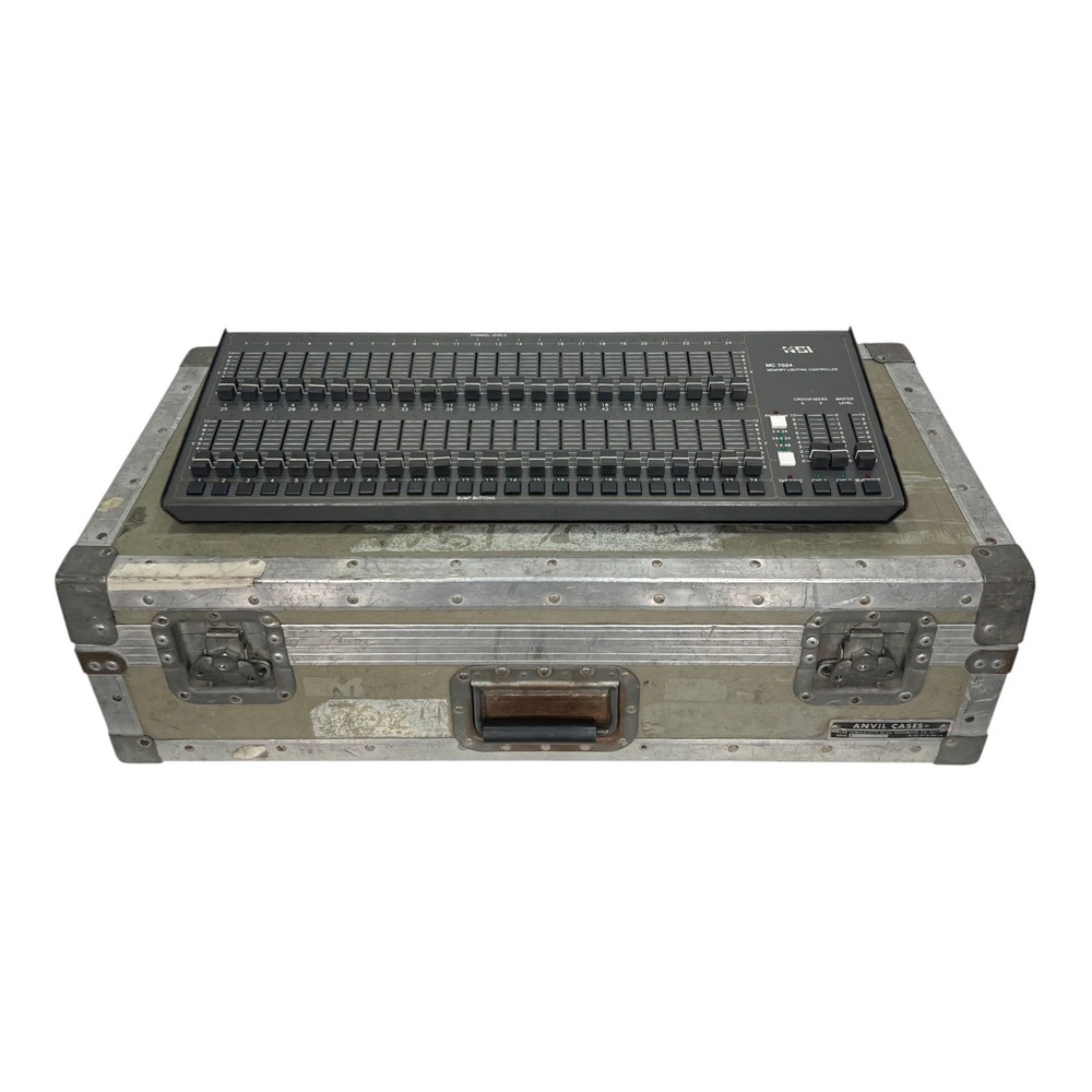 Vintage NSI MC 7024 Memory Stage Lighting Controller 24 Channel with Hard Case