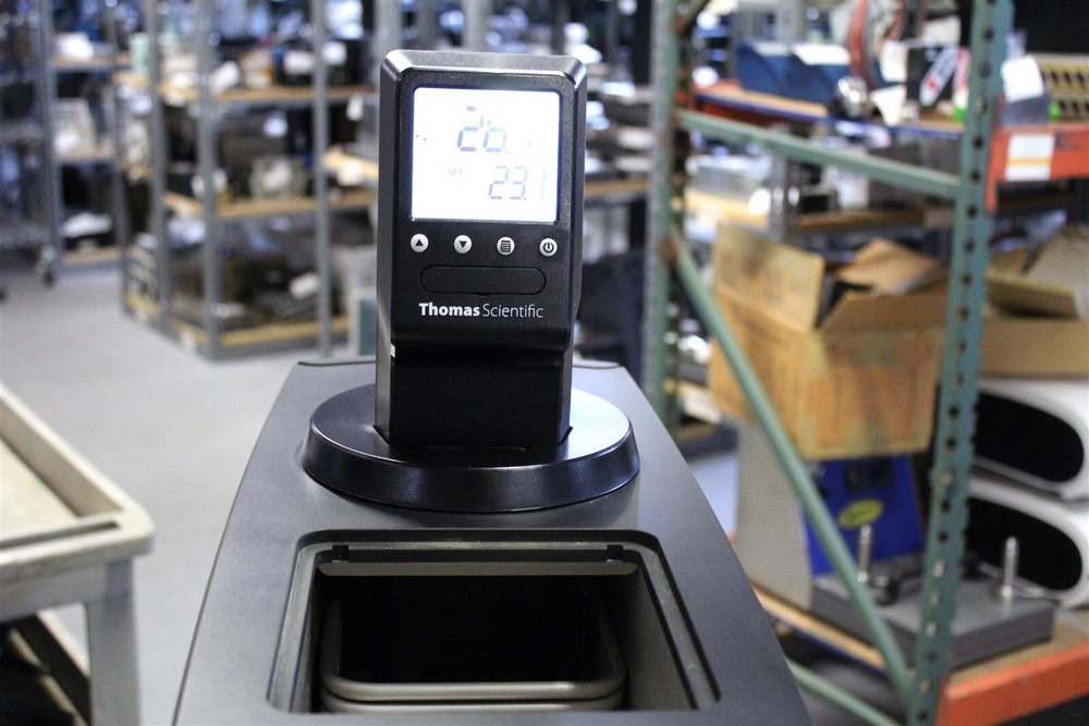 Thomas Scientific PolyScience Refrigerated Circulating Bath MX07R-20-G11B